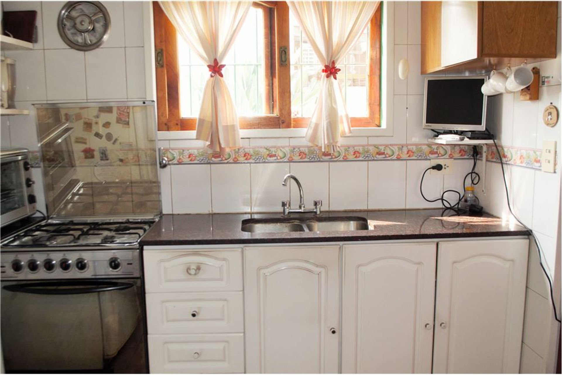 Casa 4 Amb Con Jardin Y Cochera - Don Torcuato