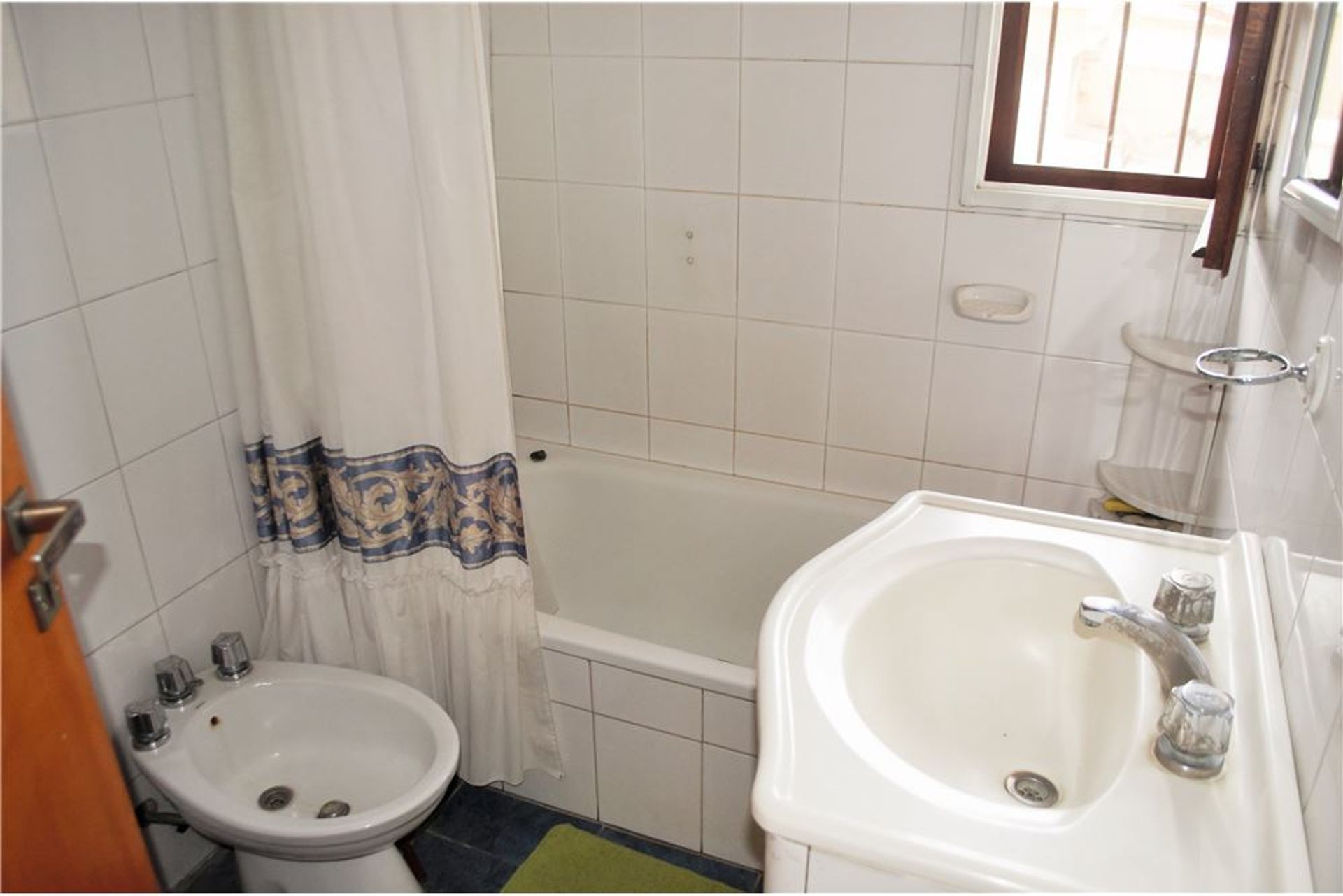 Casa 4 Amb Con Jardin Y Cochera - Don Torcuato