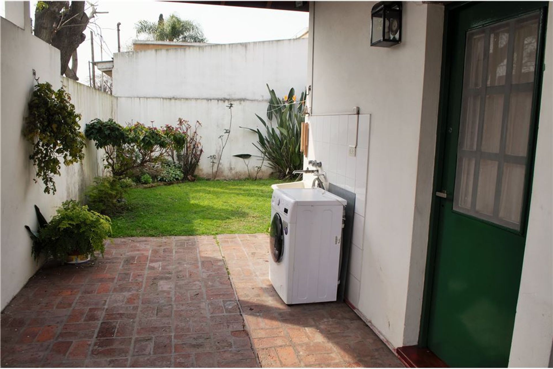 Casa 4 Amb Con Jardin Y Cochera - Don Torcuato