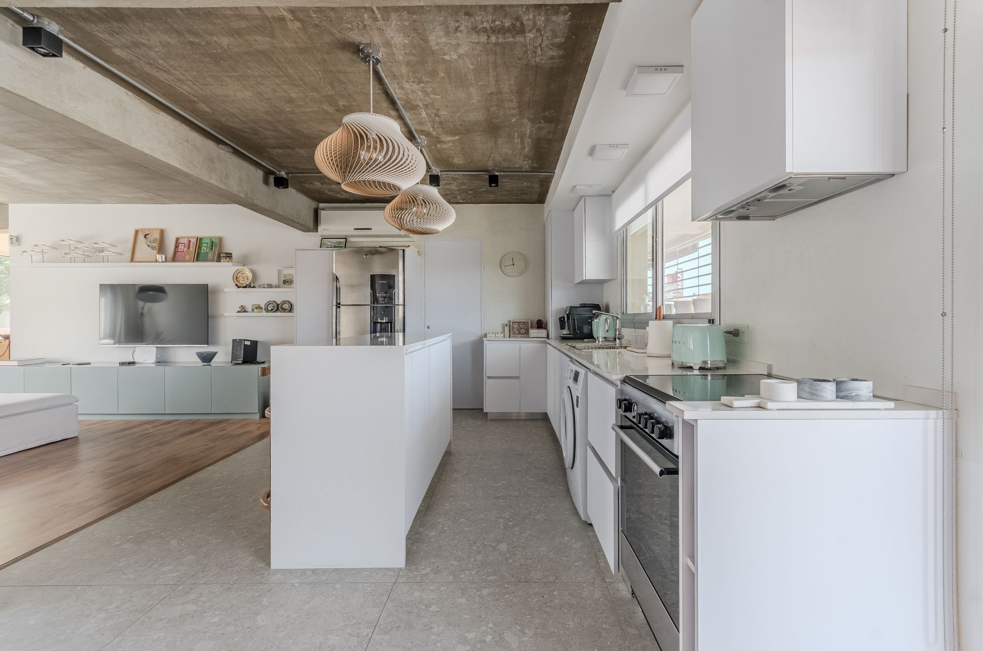 VENTA depto 2 ambientes en San Isidro con cochera