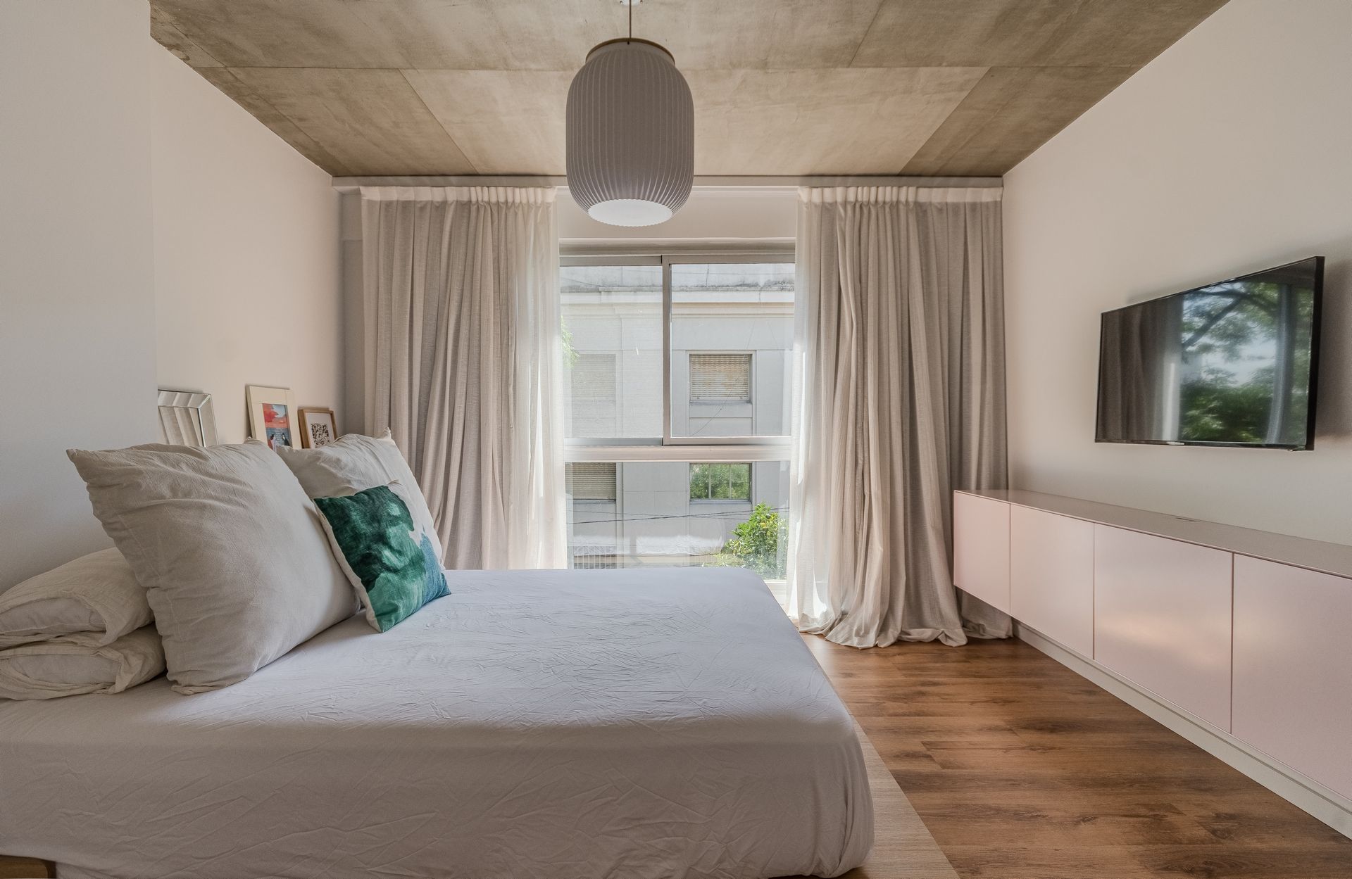 VENTA depto 2 ambientes en San Isidro con cochera