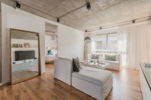 VENTA depto 2 ambientes en San Isidro con cochera