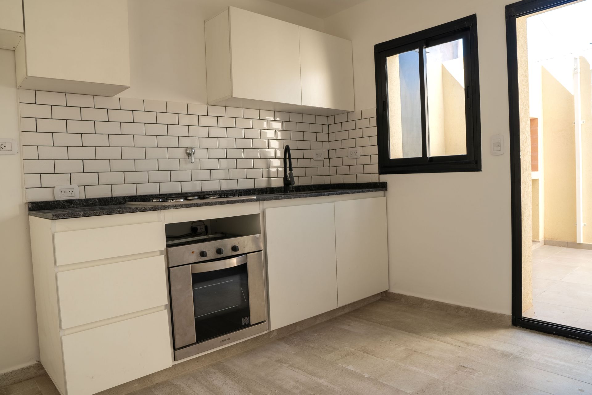 3-room apartment for sale in Carapachay, with grill and garage