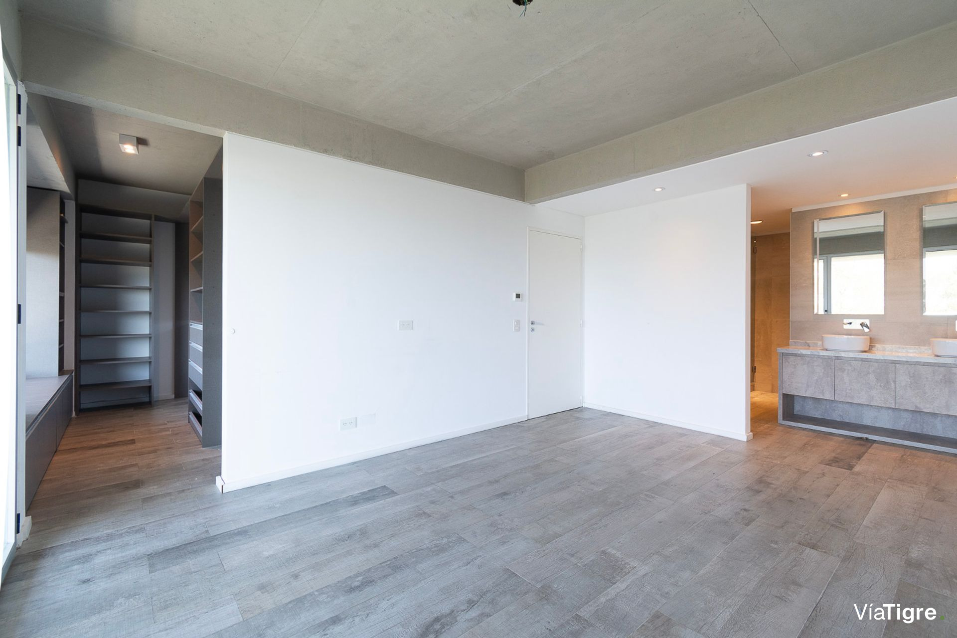 Venta Duplex 4 mb Puerto de olivos cocheras 209m2
