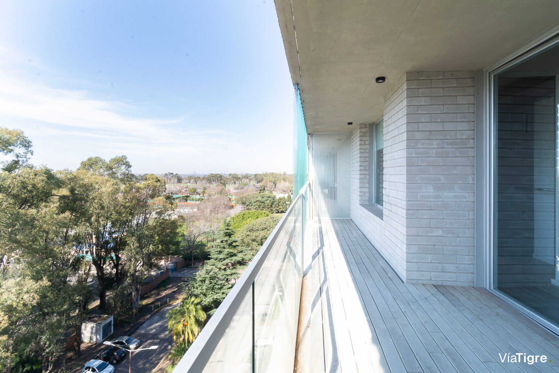 Venta Duplex 4 mb Puerto de olivos cocheras 209m2