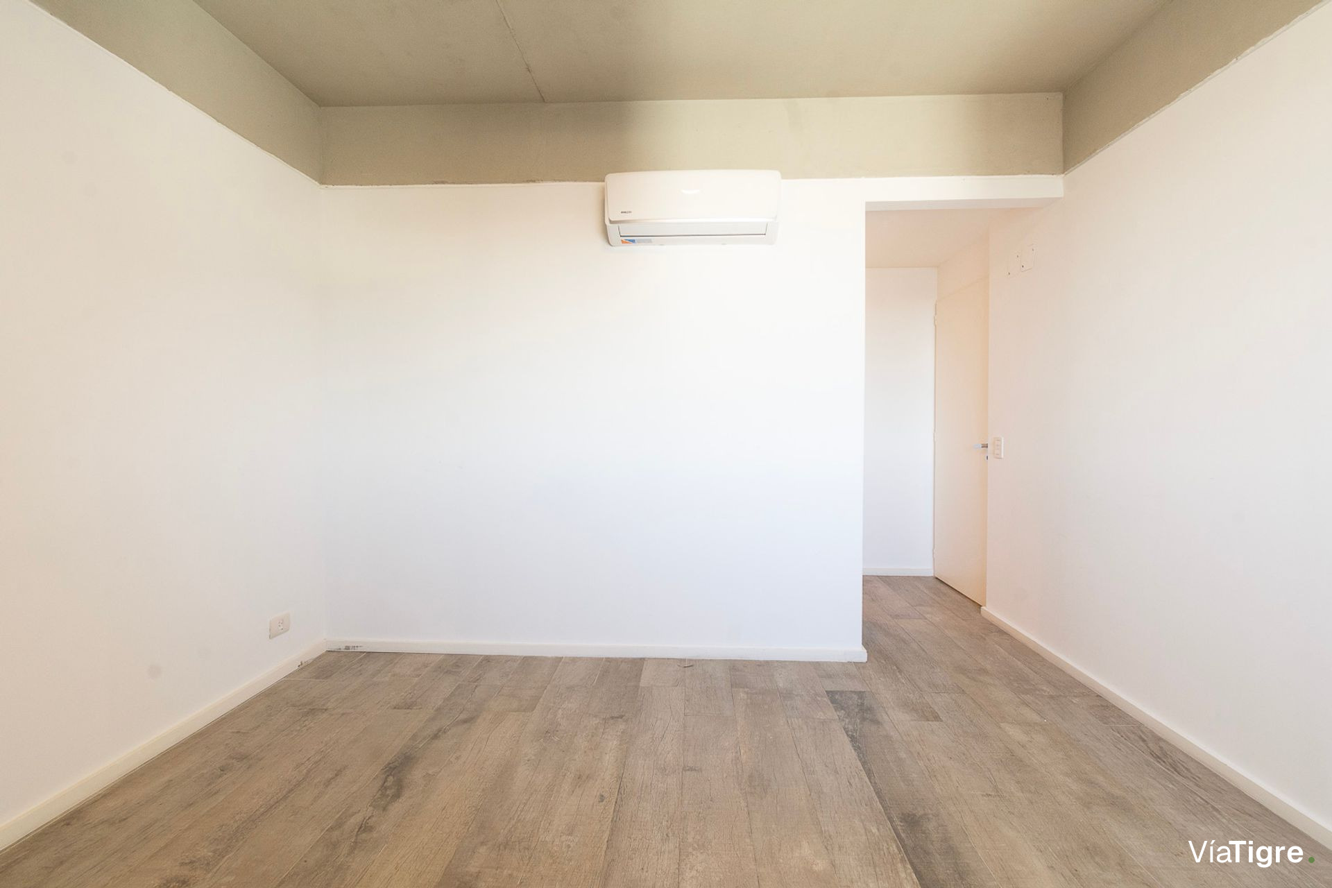 Venta Duplex 4 mb Puerto de olivos cocheras 209m2