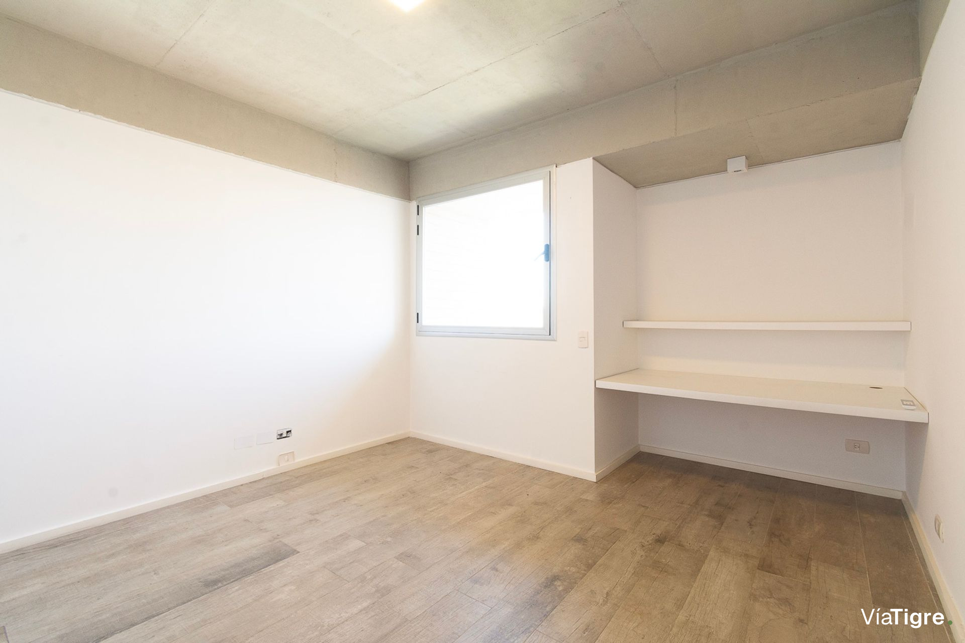 Venta Duplex 4 mb Puerto de olivos cocheras 209m2
