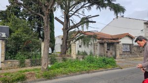 Venta de Lote doble en Carapachay zona residencial