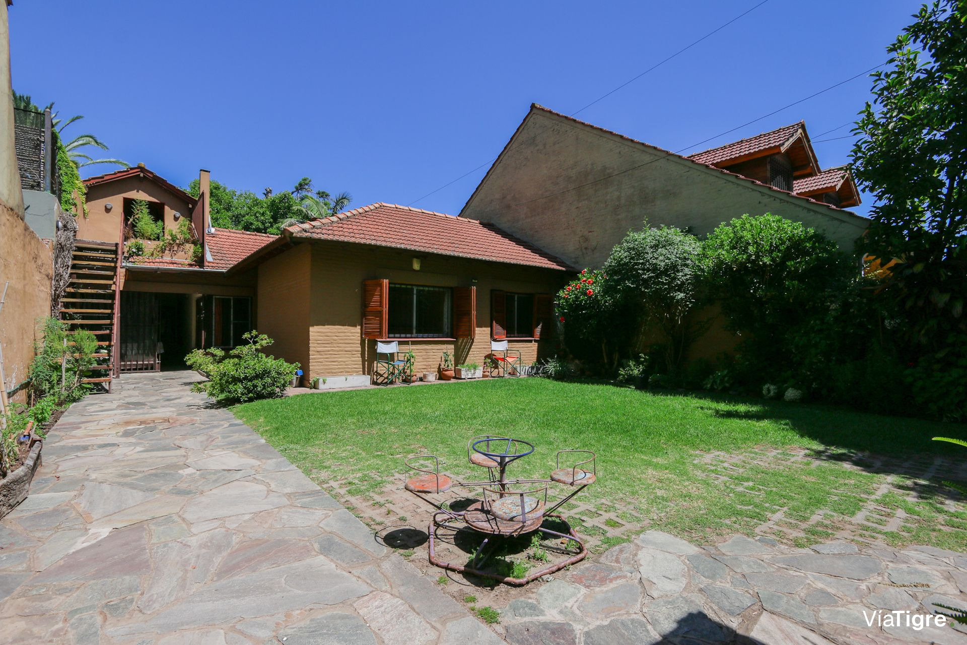 Casa En Venta Con Jardin En Pacheco Apto Credito !
