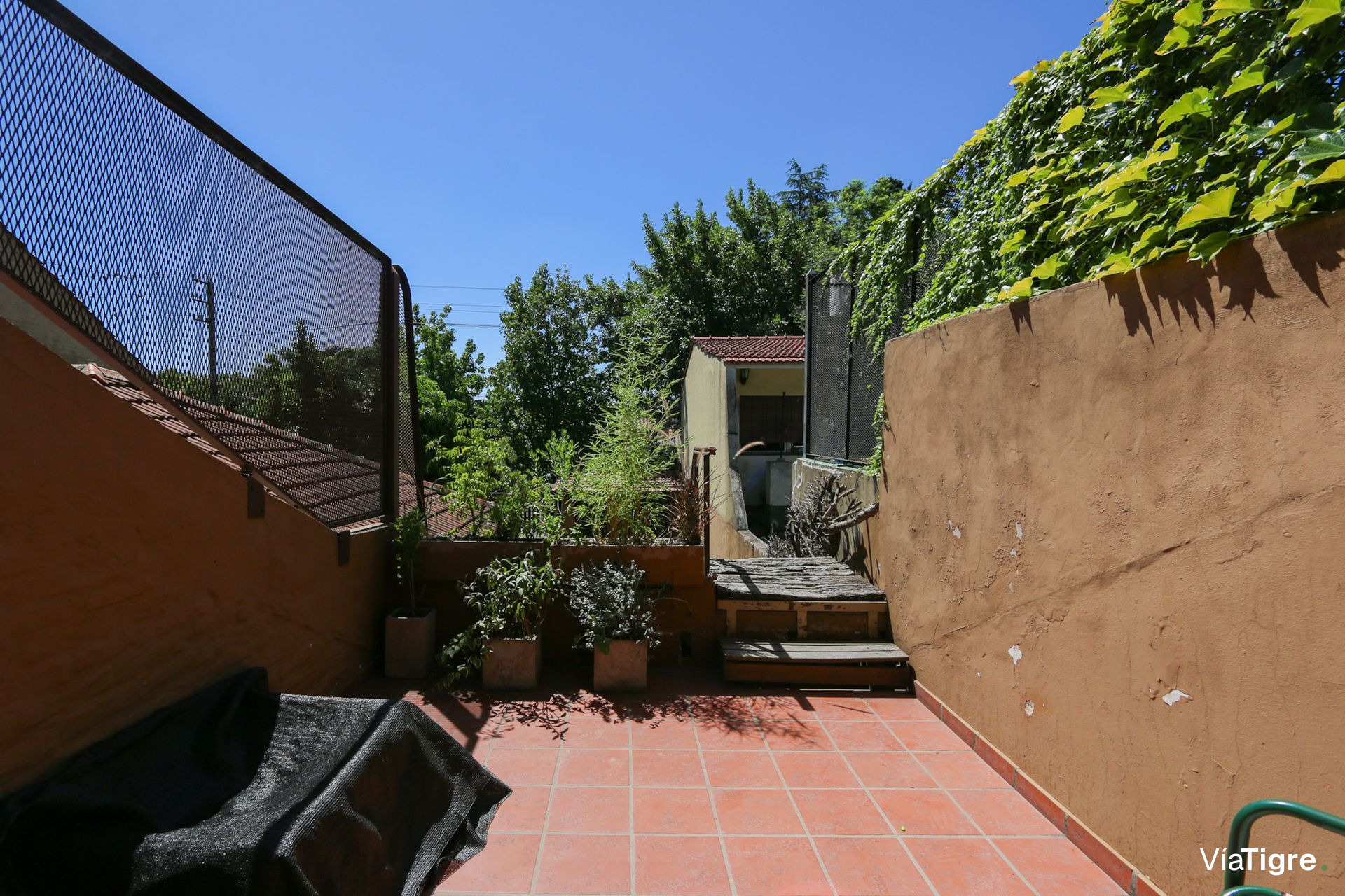 Casa En Venta Con Jardin En Pacheco Apto Credito !