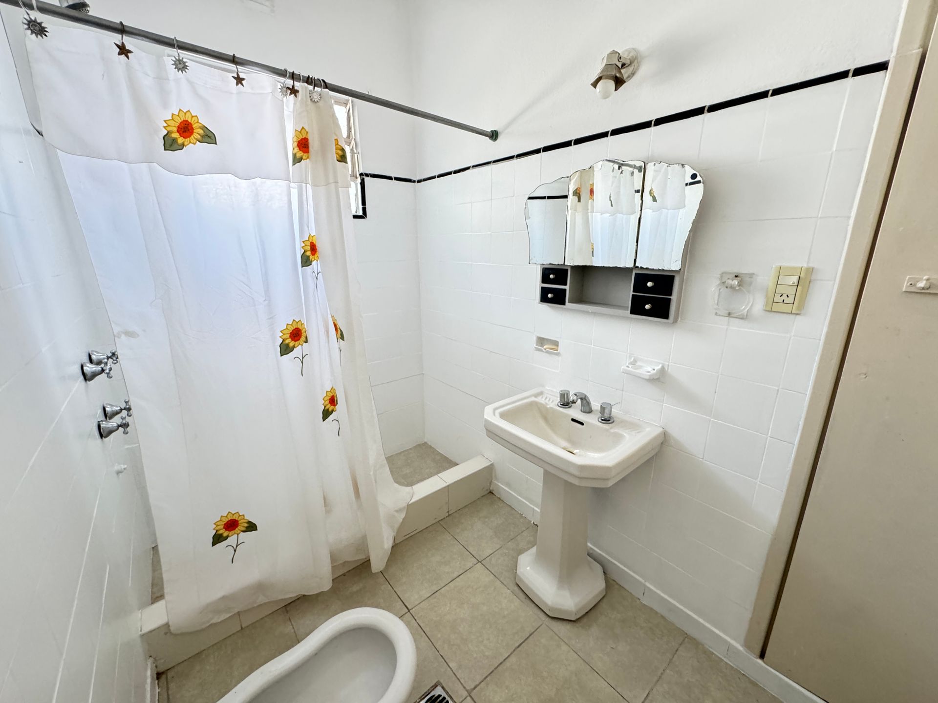 Venta Ph excelente zona con gran Terraza 3 amb.