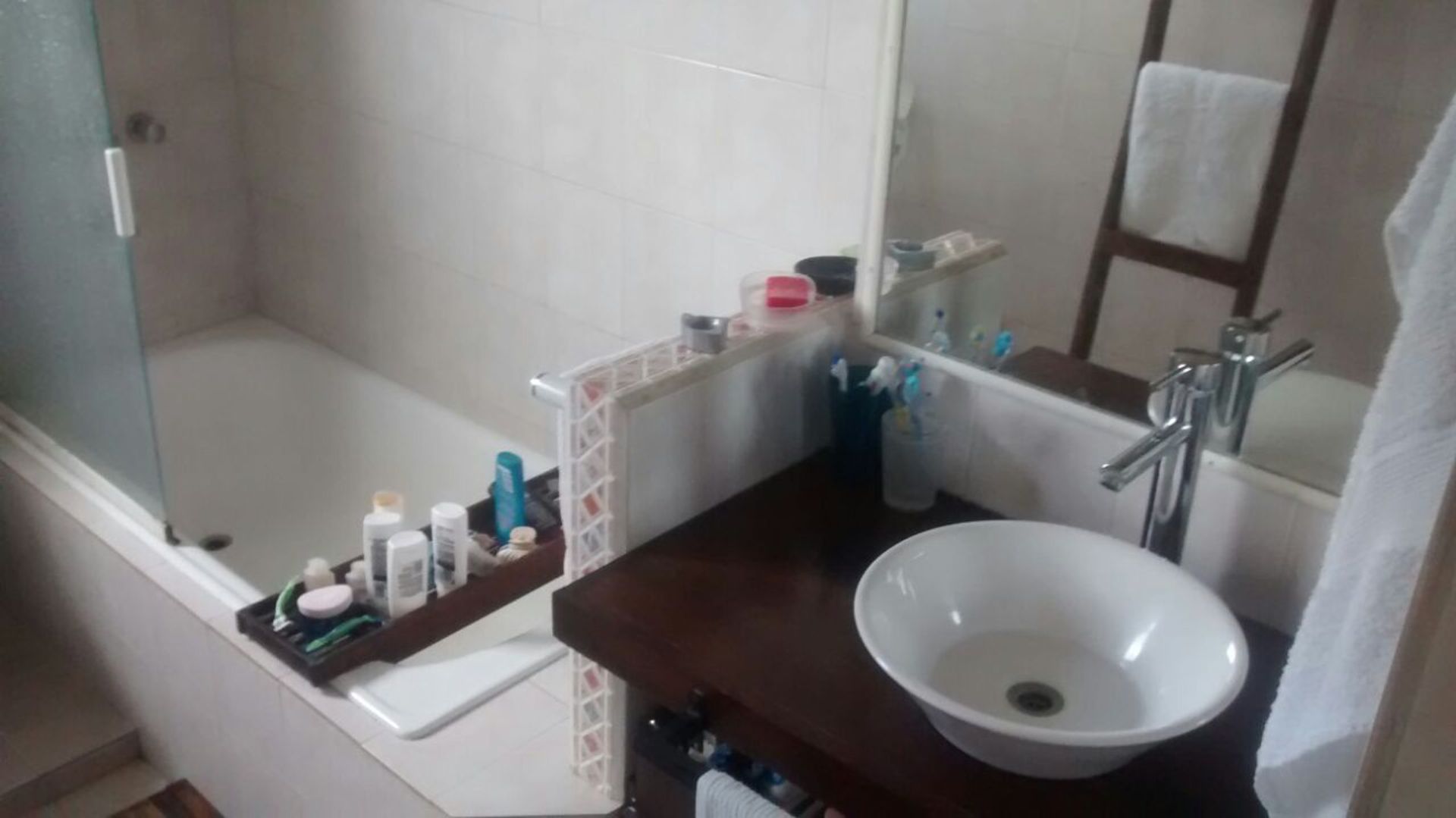 Venta Casa 5AMB Bajo S. Isidro c/ patio y pileta
