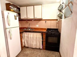 Venta PH 2 ambientes con local en Villa Adelina