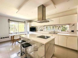 Venta Casa Estilo Frances Amoblada, Nordelta