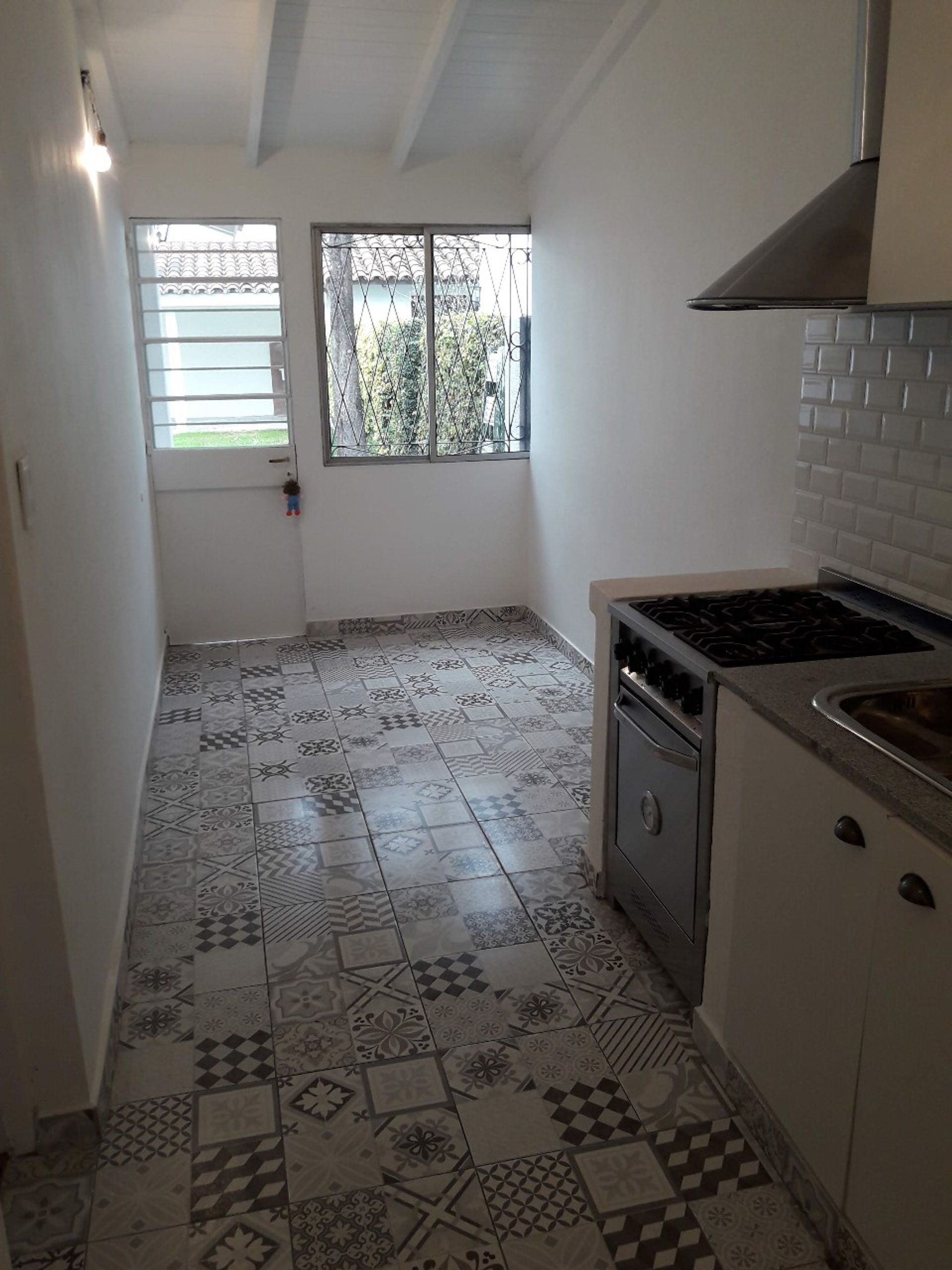 Casa 5 Ambientes Jardin Lote Propio Martinez