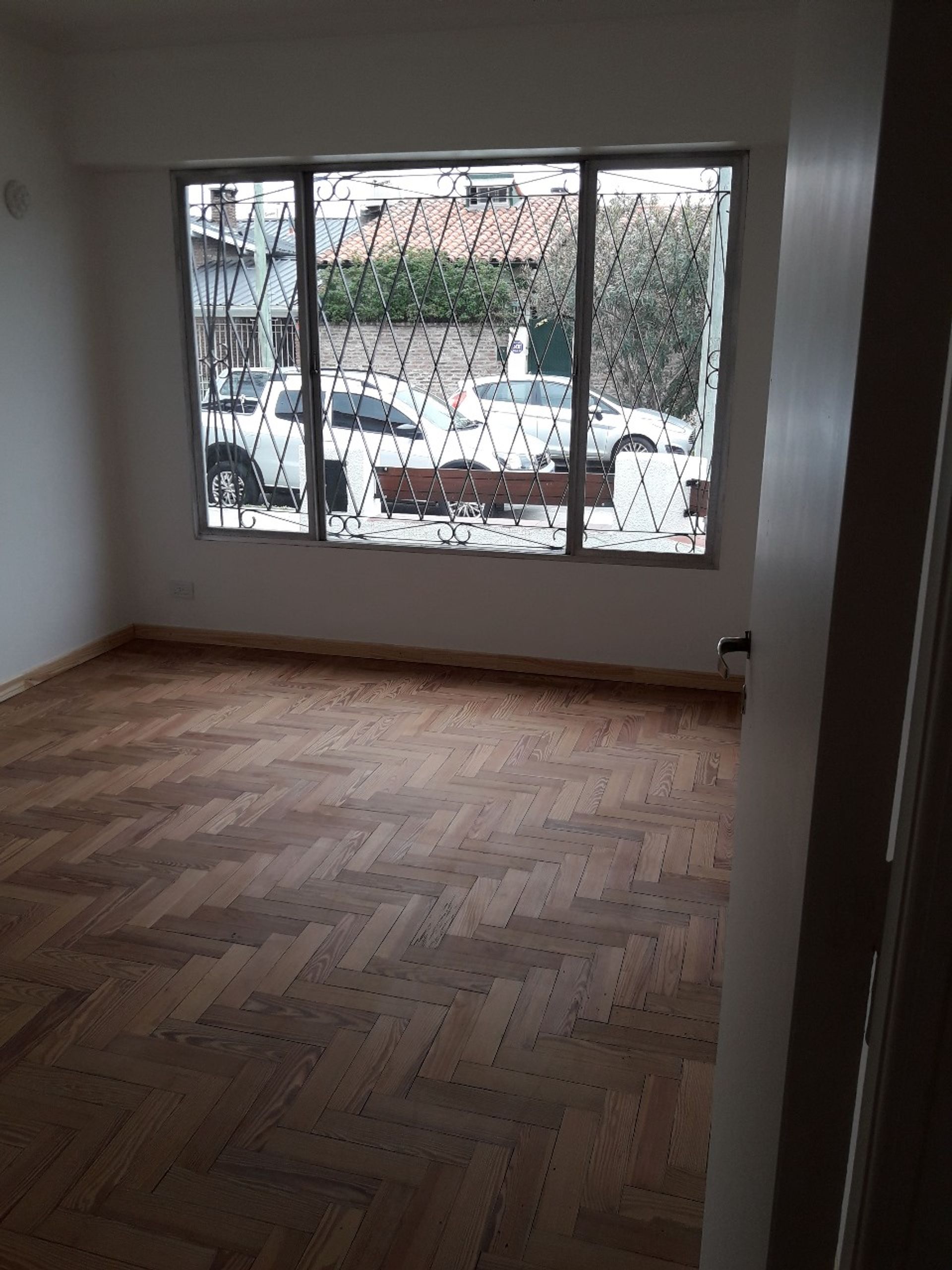 Casa 5 Ambientes Jardin Lote Propio Martinez