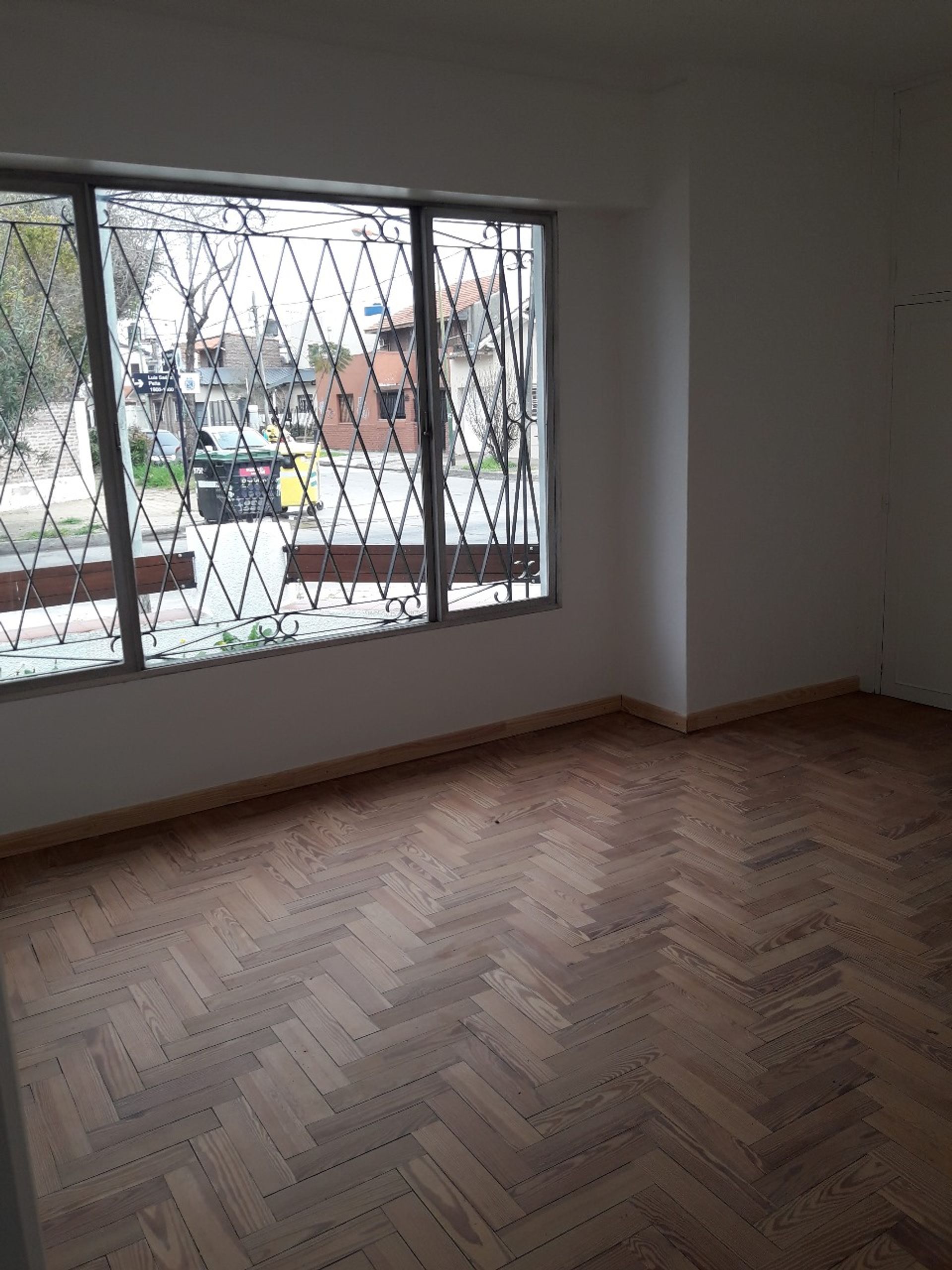 Casa 5 Ambientes Jardin Lote Propio Martinez
