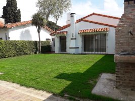 Venta Casa 5 Ambientes Jardi Lote Propio Martinez
