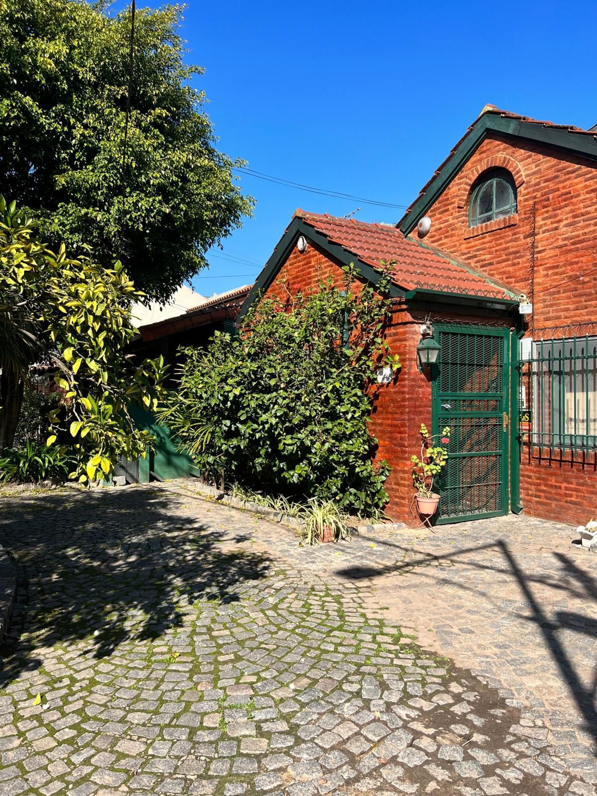 Casa en venta de 6 amb en Beccar - APTO CRÉDITO