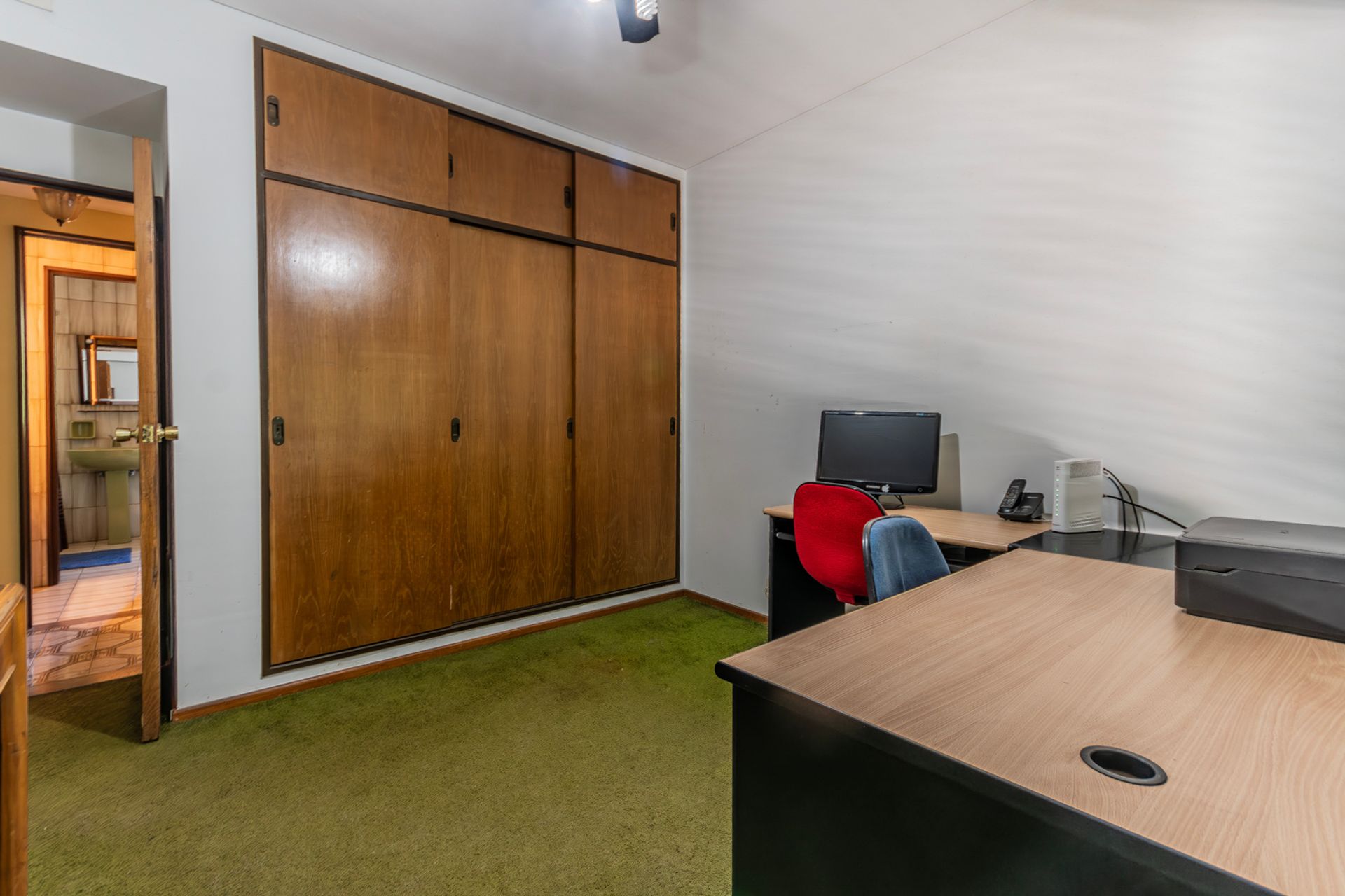 Casa 5 Amb En Venta Con Jardin, Garaje En Florida