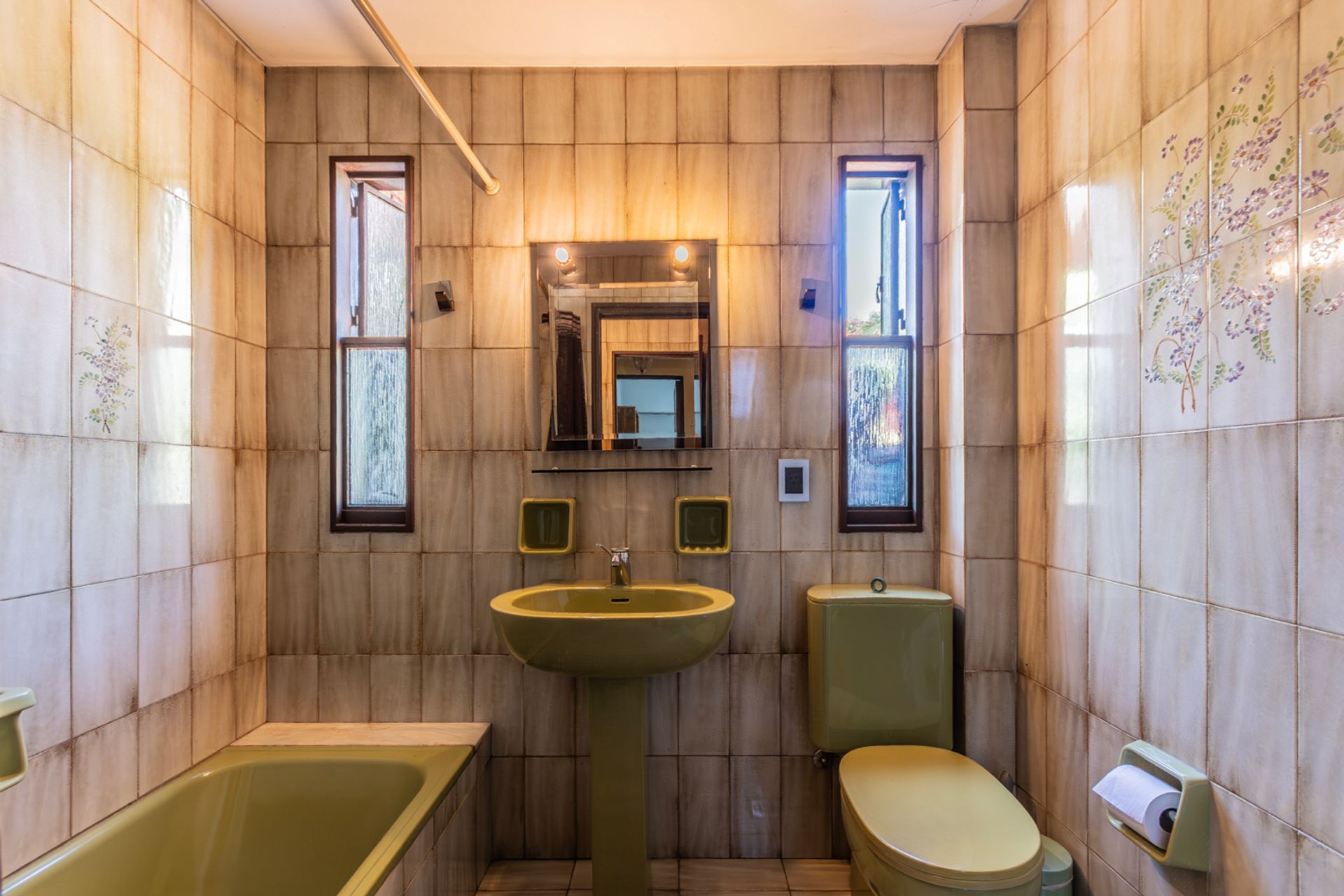 Casa 5 Amb En Venta Con Jardin, Garaje En Florida