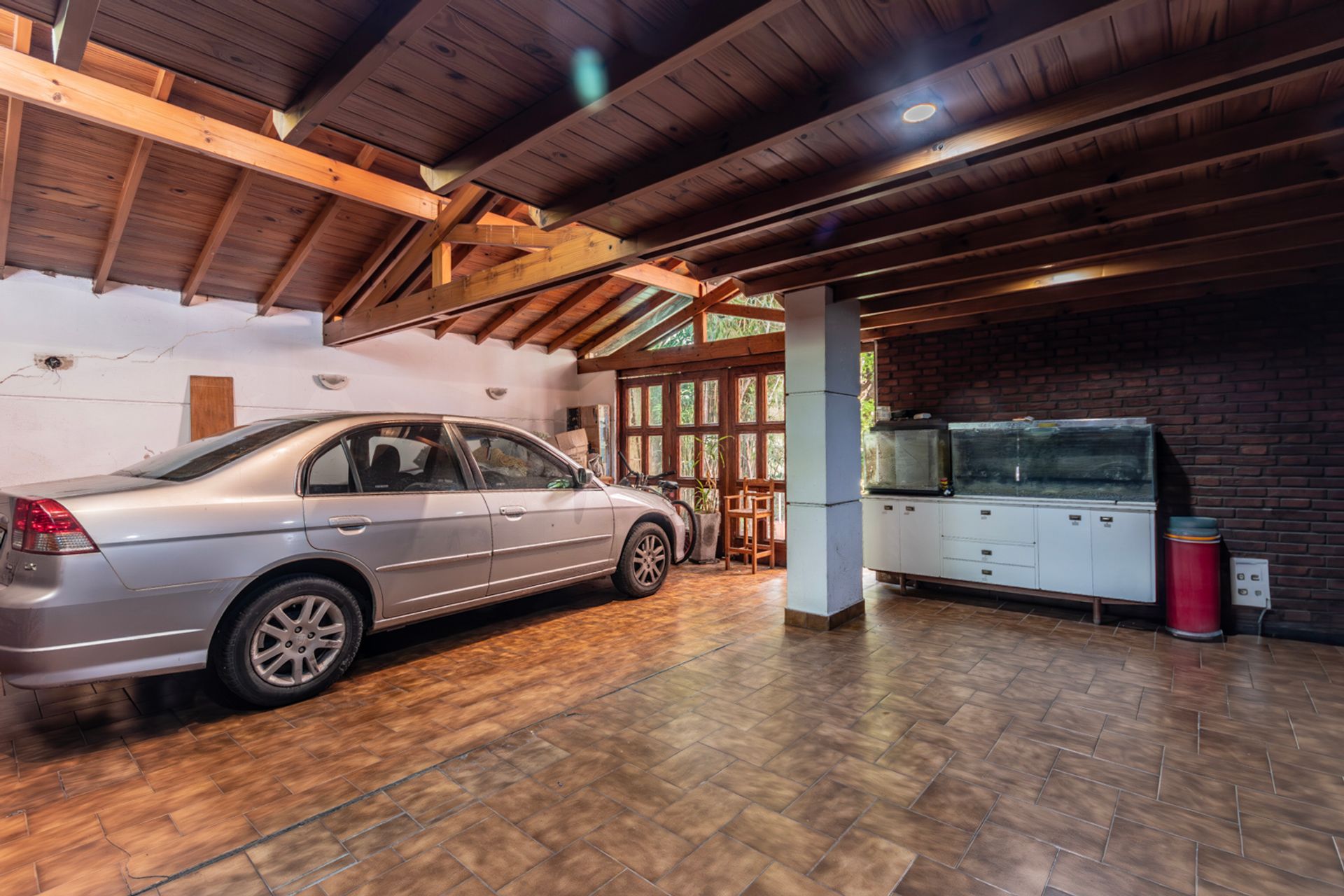 Casa 5 Amb En Venta Con Jardin, Garaje En Florida