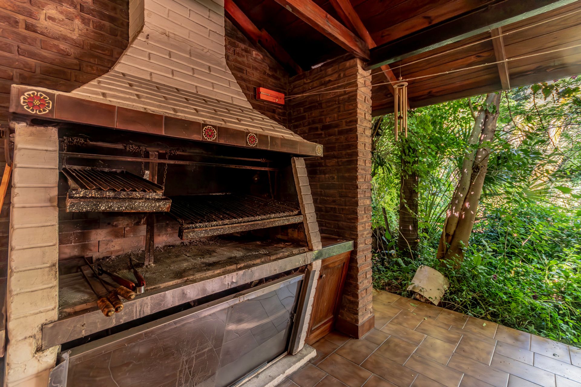 Casa 5 Amb En Venta Con Jardin, Garaje En Florida