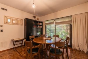 Casa 5 Amb En Venta Con Jardin, Garaje En Florida