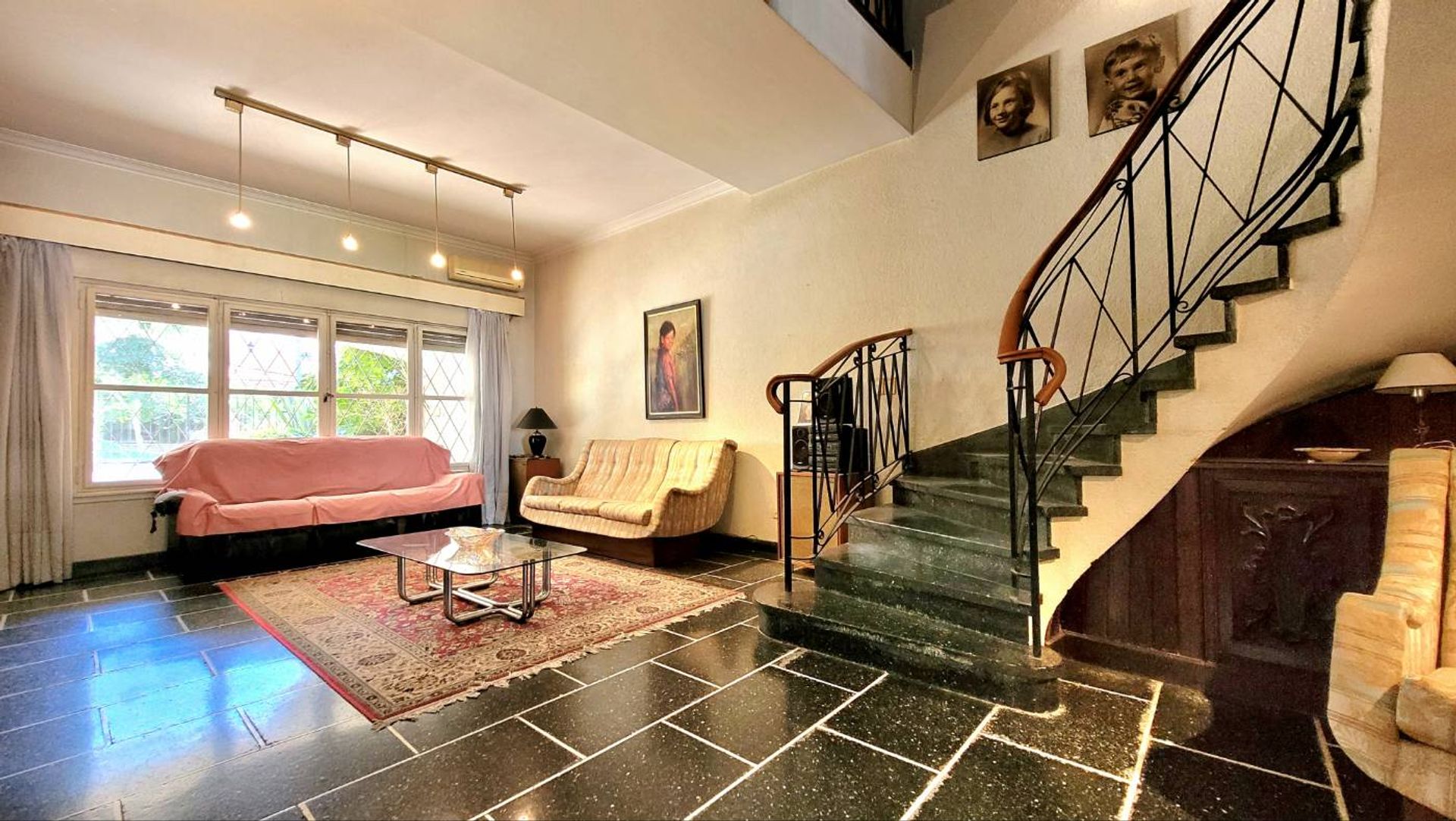 Casa Venta La Lucila 4 Ambientes Jardin Y Pileta