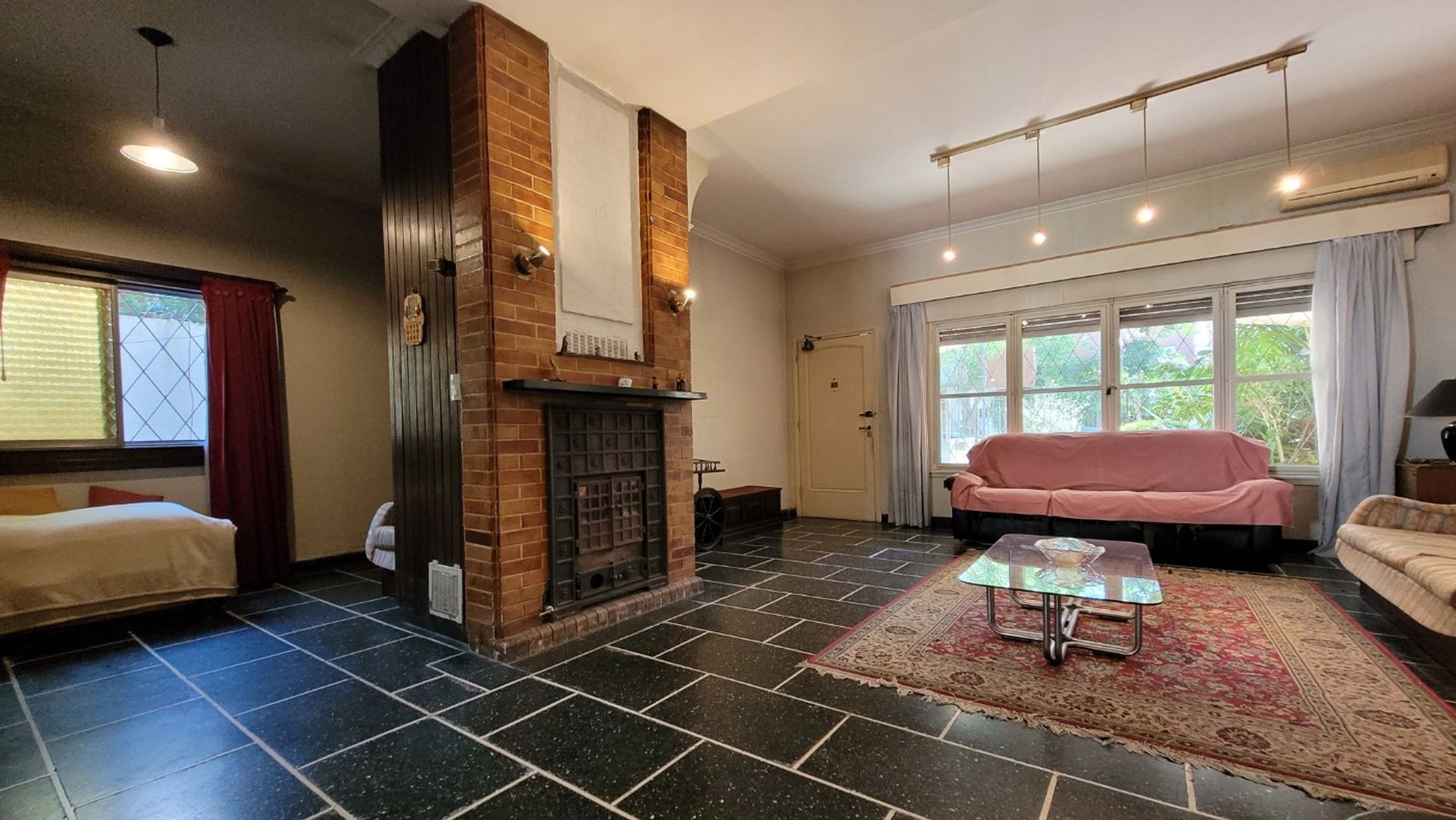 Casa Venta La Lucila 4 Ambientes Jardin Y Pileta