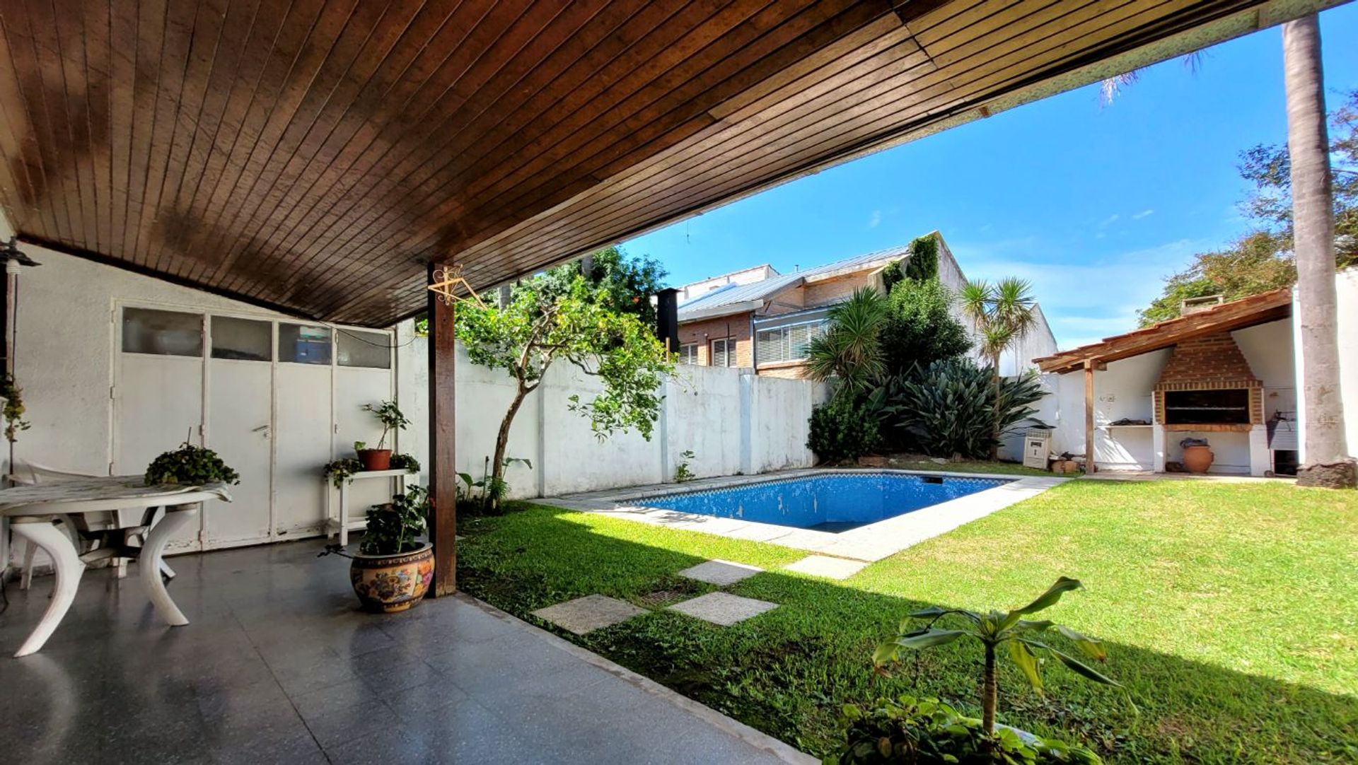 Casa Venta La Lucila 4 Ambientes Jardin Y Pileta