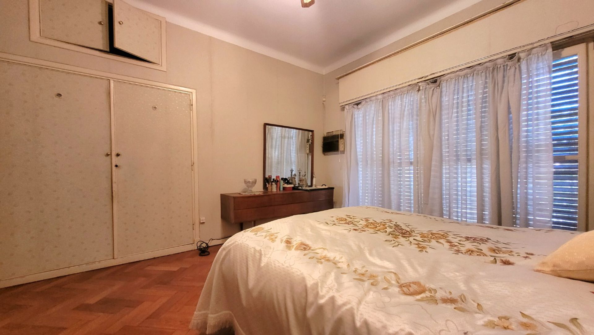 Casa Venta La Lucila 4 Ambientes Jardin Y Pileta