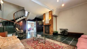 Casa Venta La Lucila 4 Ambientes Jardin Y Pileta