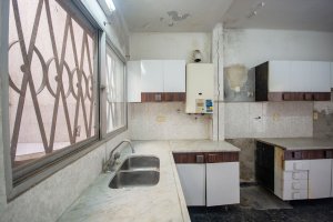 Sale: 2-room Apartment with Patio in Tigre – For Renovation