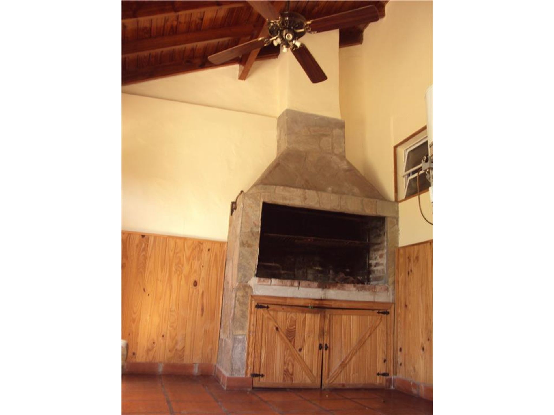 Venta Casa 4 ambientes Tigre - PERMUTA