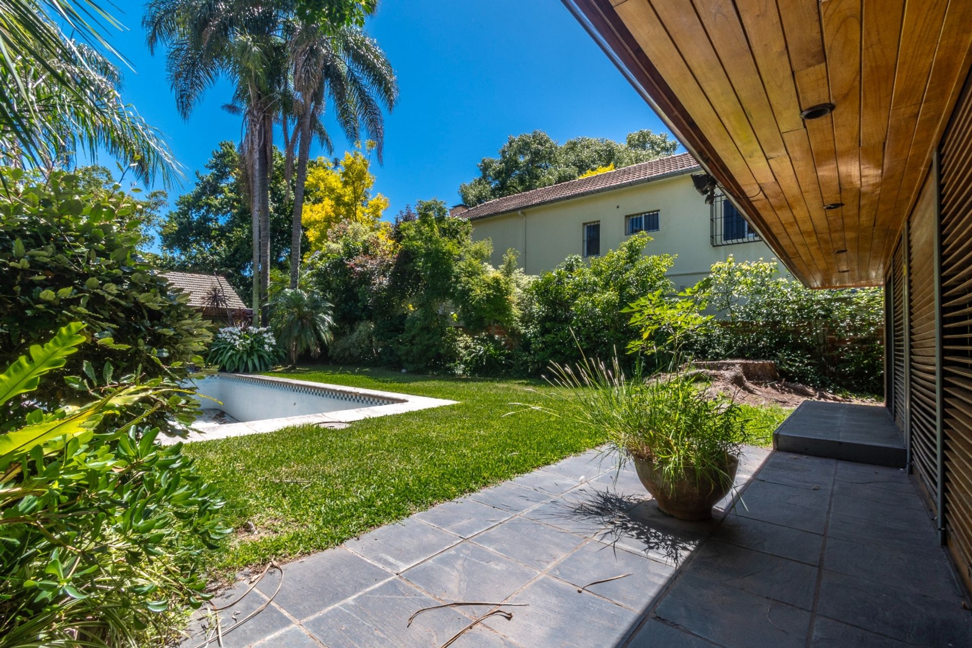 Venta Casa 7 amb con Parque y Pileta en Beccar