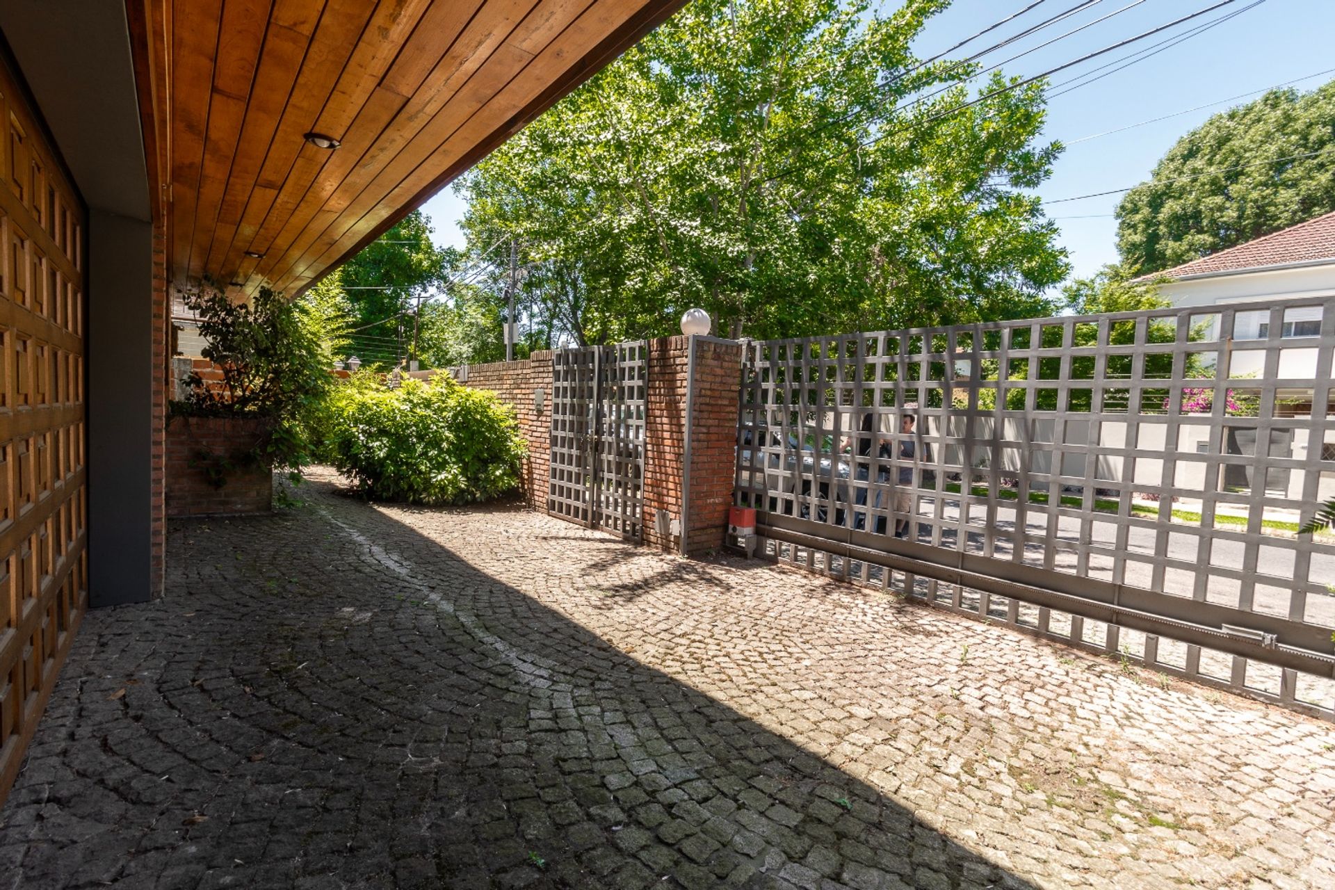 Venta Casa 7 amb con Parque y Pileta en Beccar