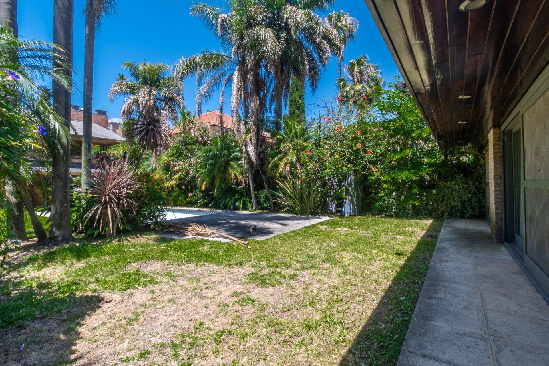 Venta Casa 7 amb con Parque y Pileta en Beccar