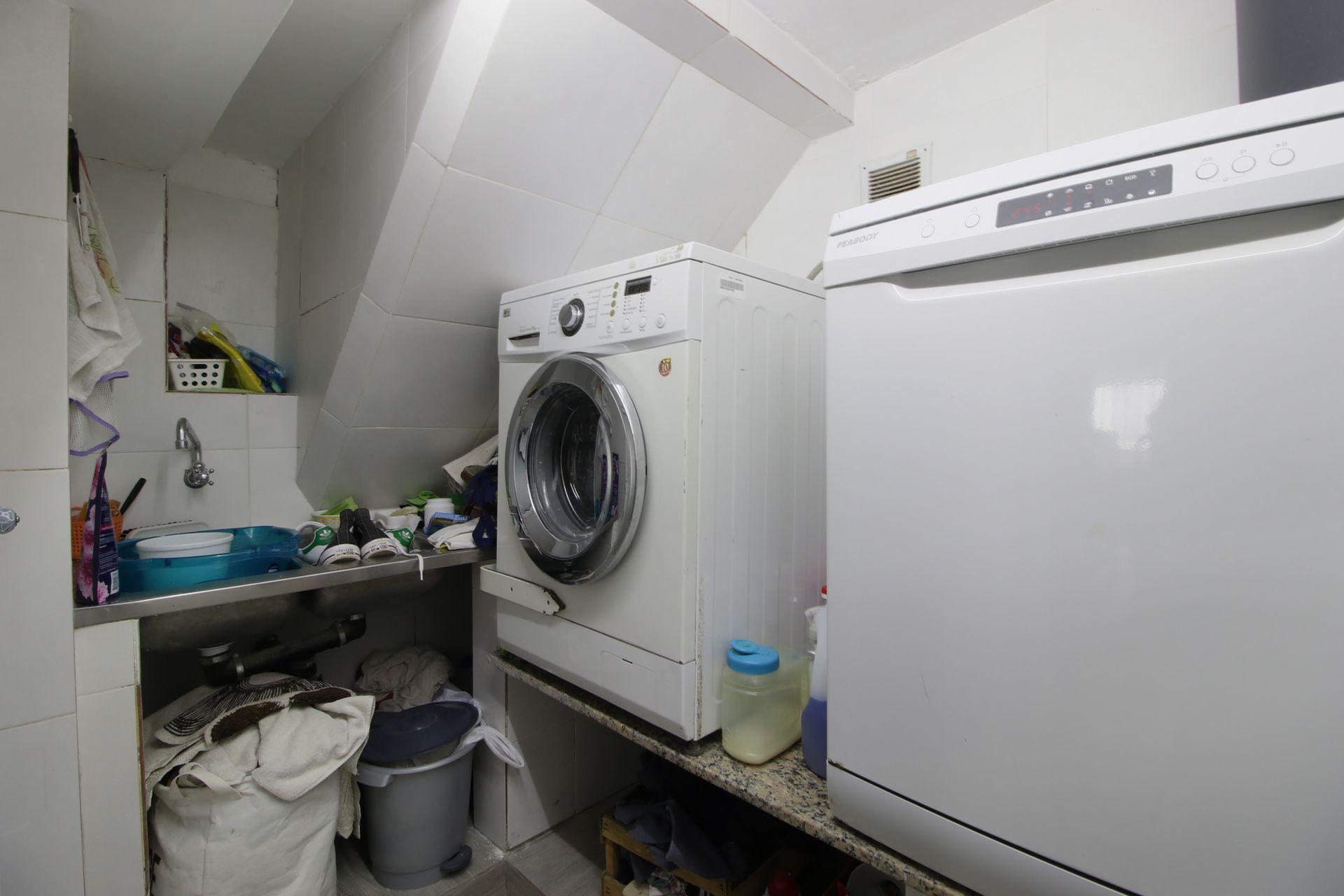 Venta casa 6 amb, pileta, quincho, jardín, jacuzzi