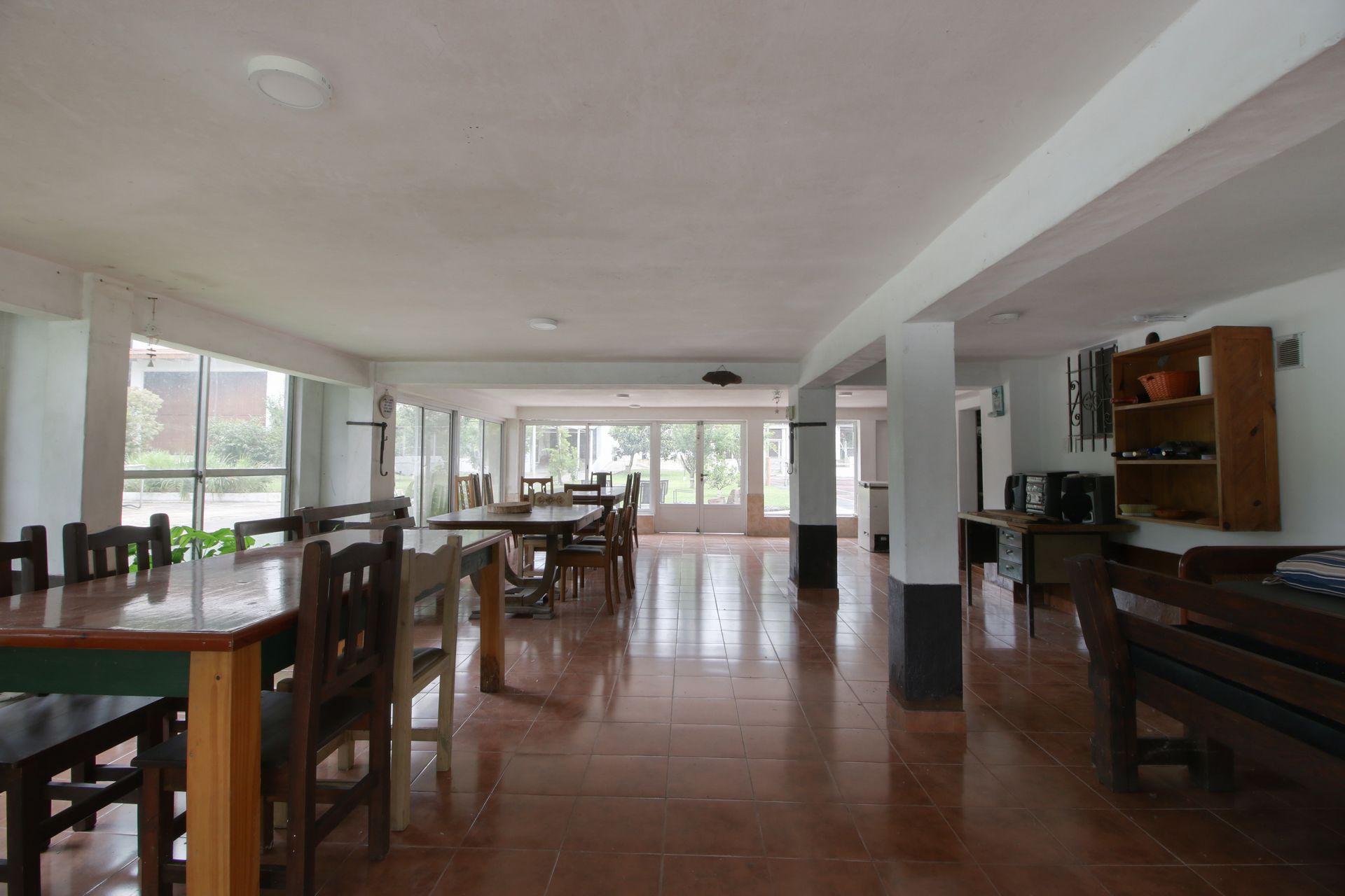 Venta casa 6 amb, pileta, quincho, jardín, jacuzzi
