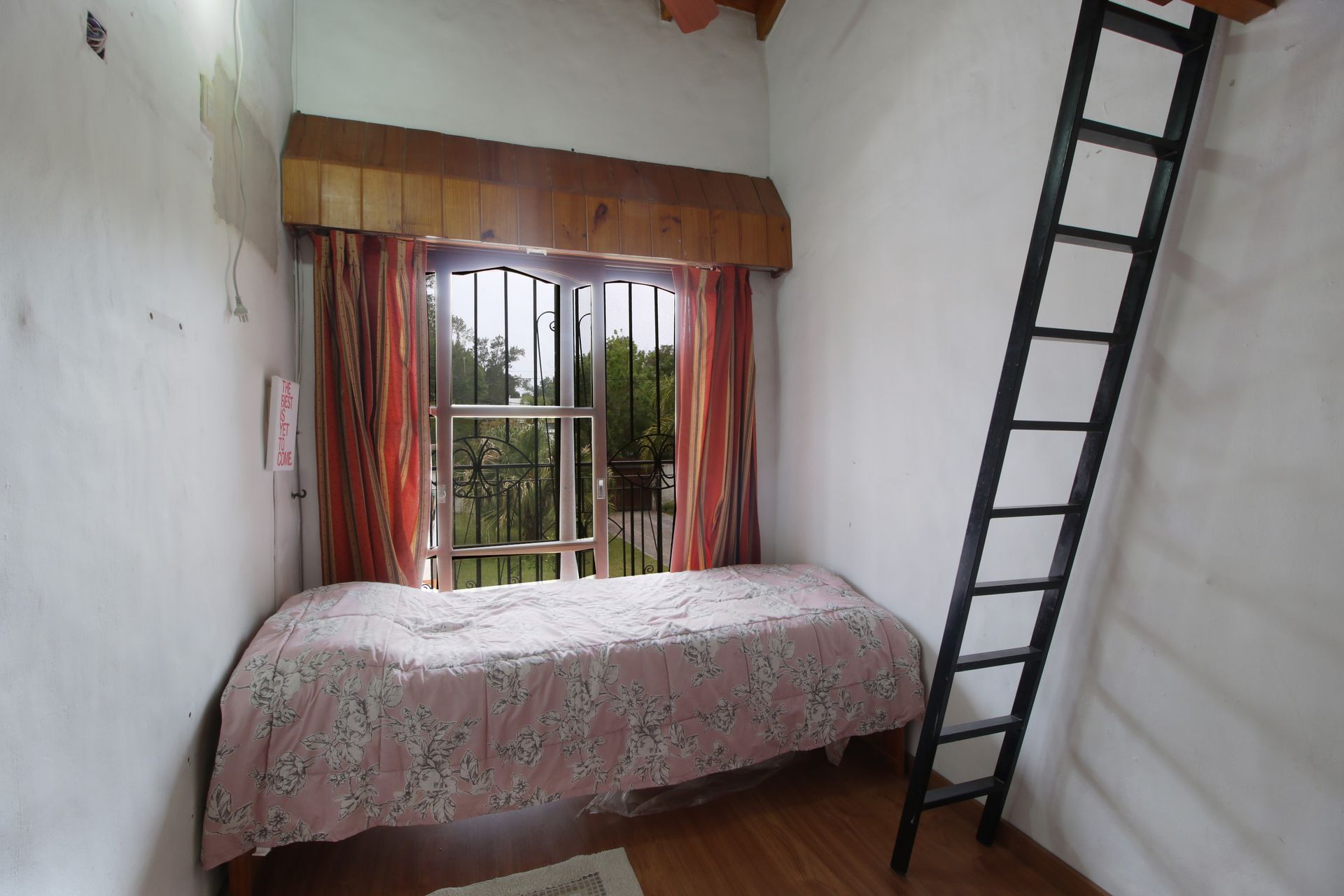Venta casa 6 amb, pileta, quincho, jardín, jacuzzi