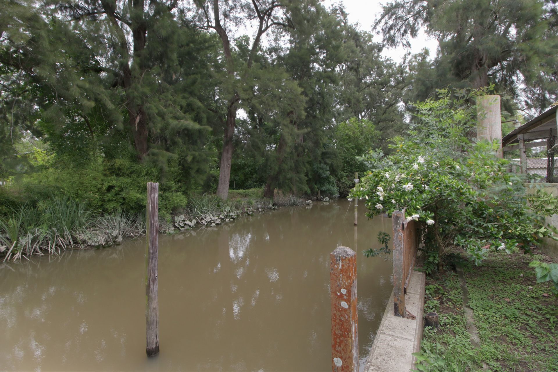Venta casa 6 amb, pileta, quincho, jardín, jacuzzi