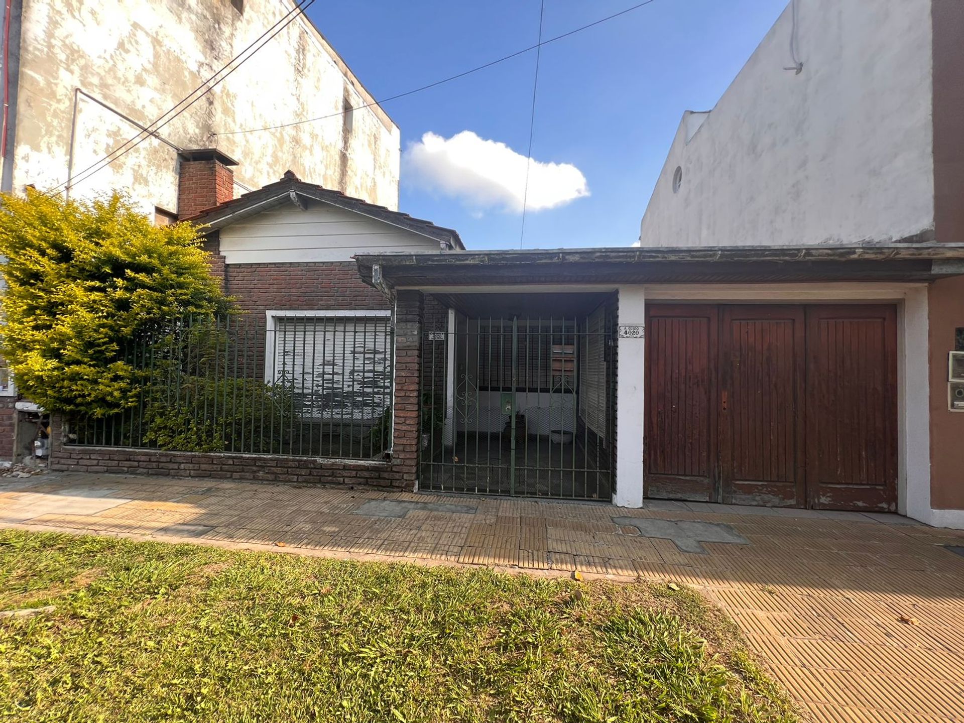 Casa Venta Carapachay 5 Ambientes - Permuta