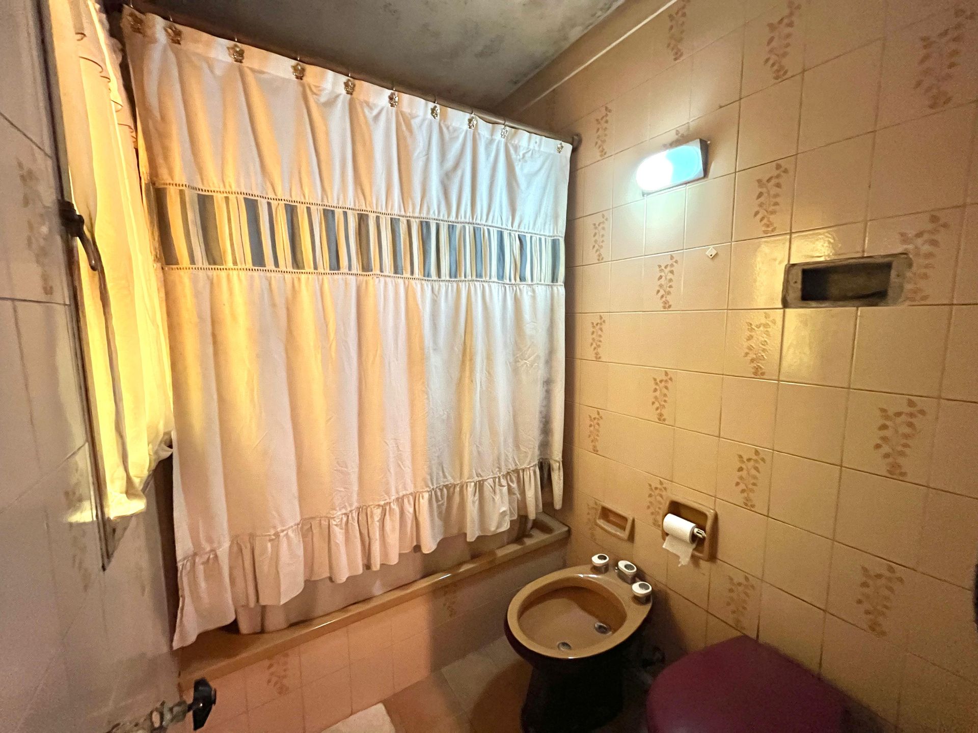 Venta Casa 6 amb c/pileta y quincho a reciclar