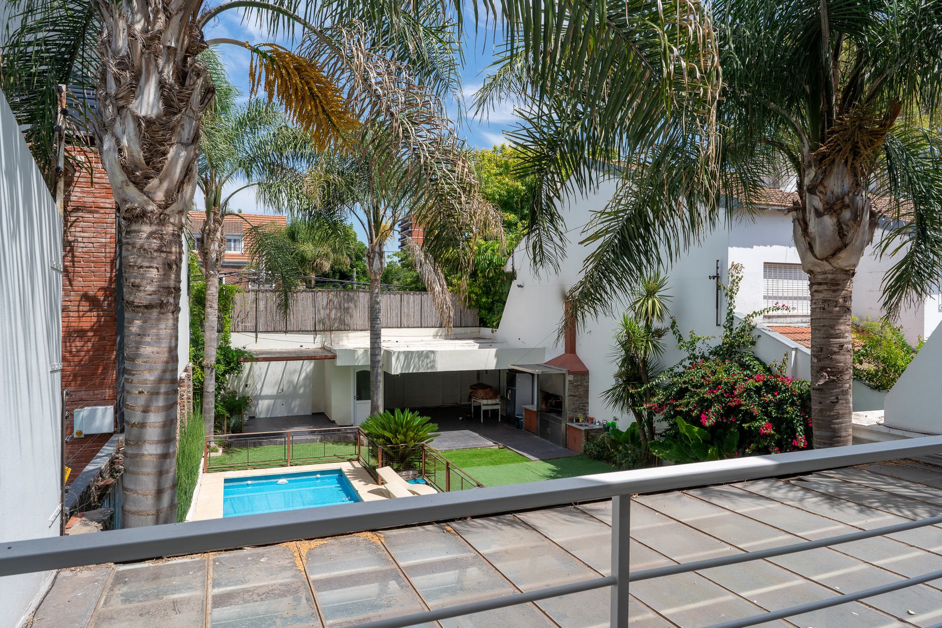 Venta Casa con jardín y pileta Martinez