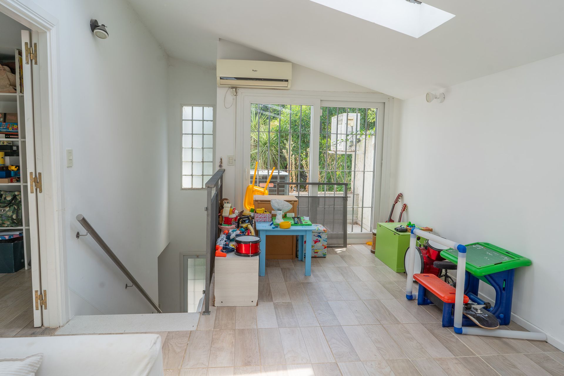 Venta Casa con jardín y pileta Martinez