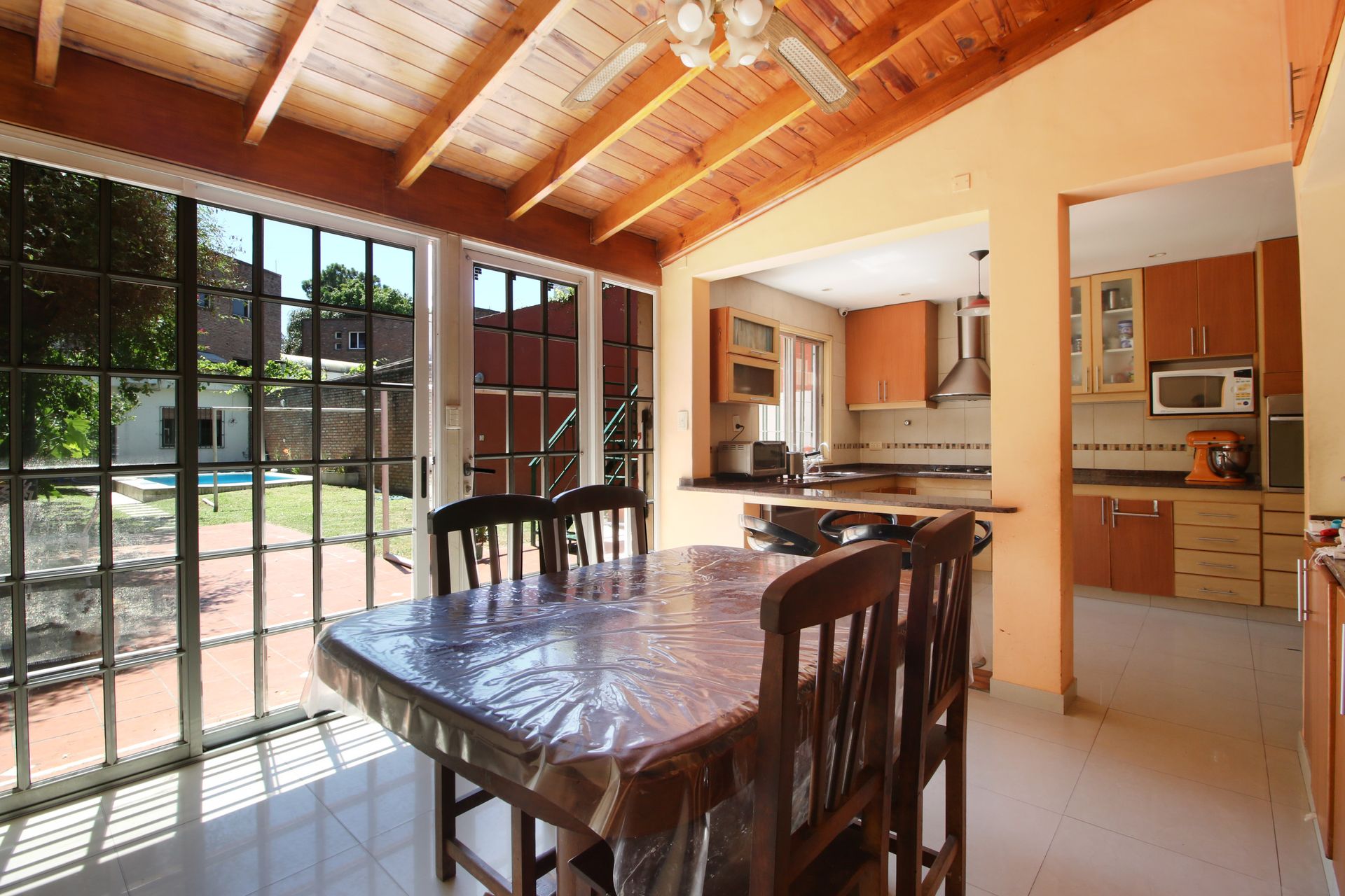 Venta Casa Con Pileta Munro