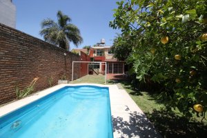 Venta Casa Con Pileta Munro