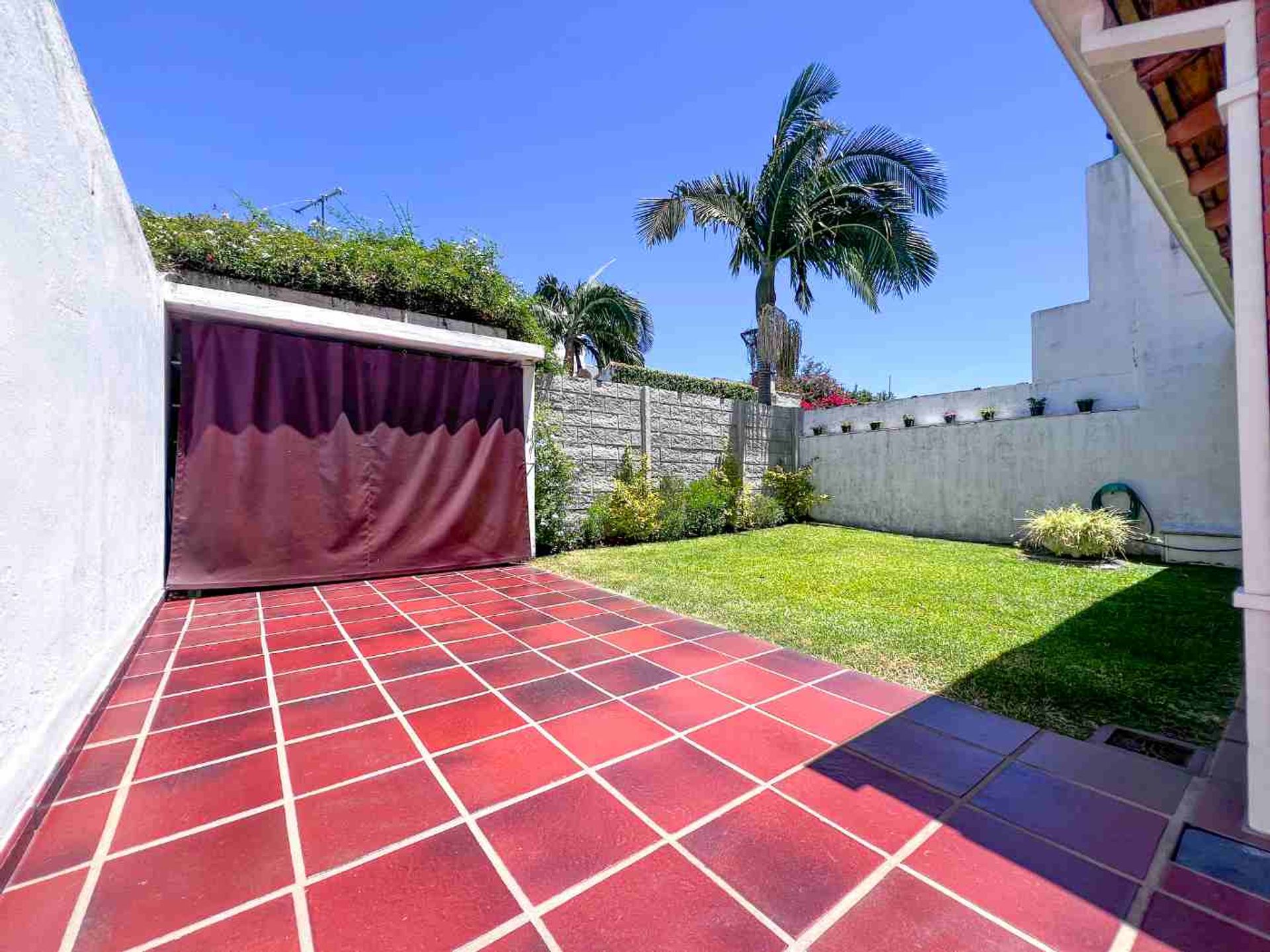 Venta Casa multifamiliar Martinez con jardin