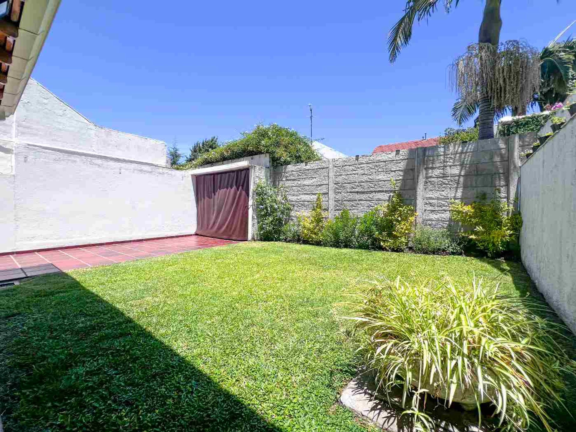 Venta Casa multifamiliar Martinez con jardin